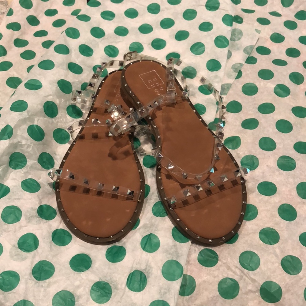 ShuShop Women’s 7.5 Clear Strap Silver Studded Sandals